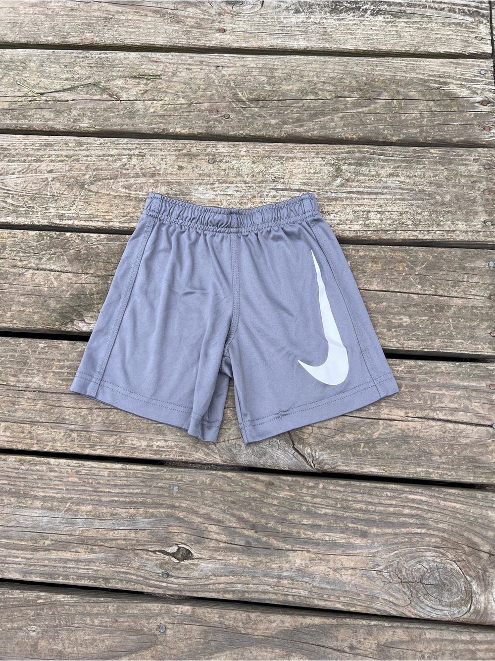 Nike Boys Kids Grey Athletic Shorts with Swoosh size xs (4)